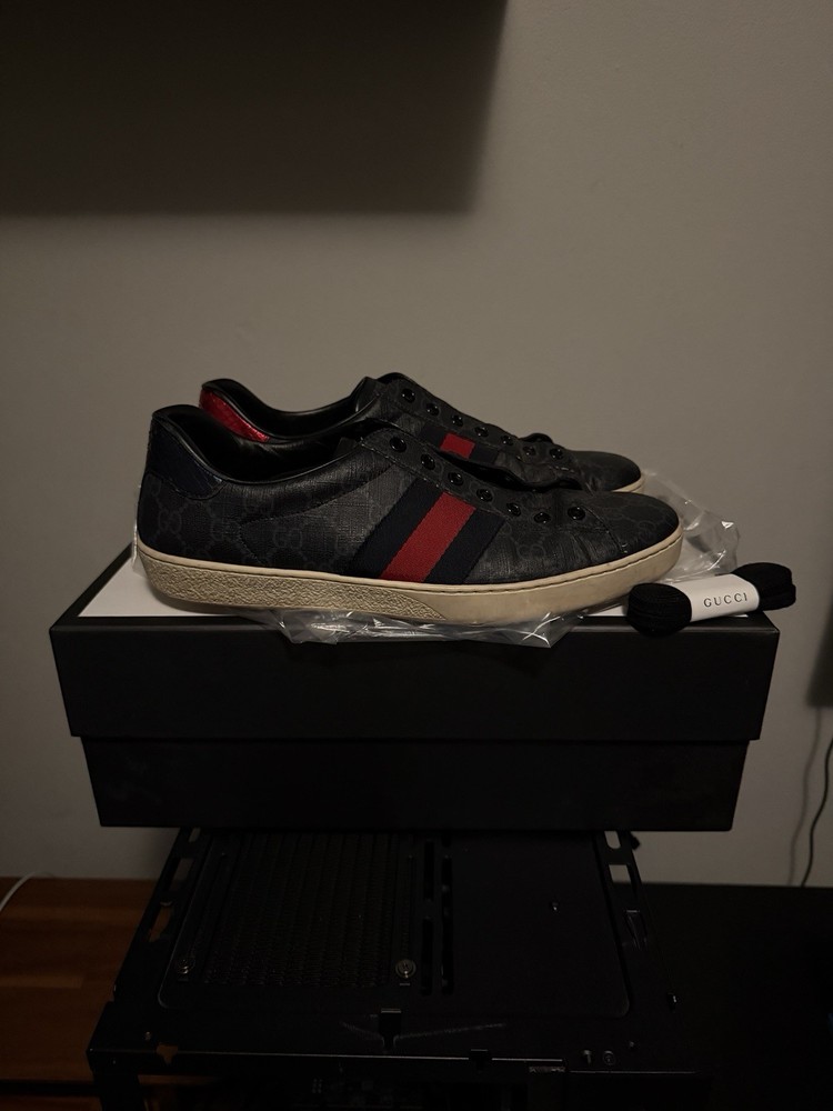 GUCCI ACE GG SUPREME SNEAKERS 9G  (MEN’S US 10.5)
