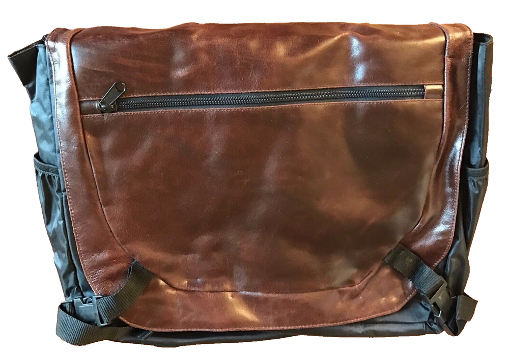 Wilsons Leather Messenger Bag Laptop Soft Crossbody Vintage Y2K Brown Black NWT