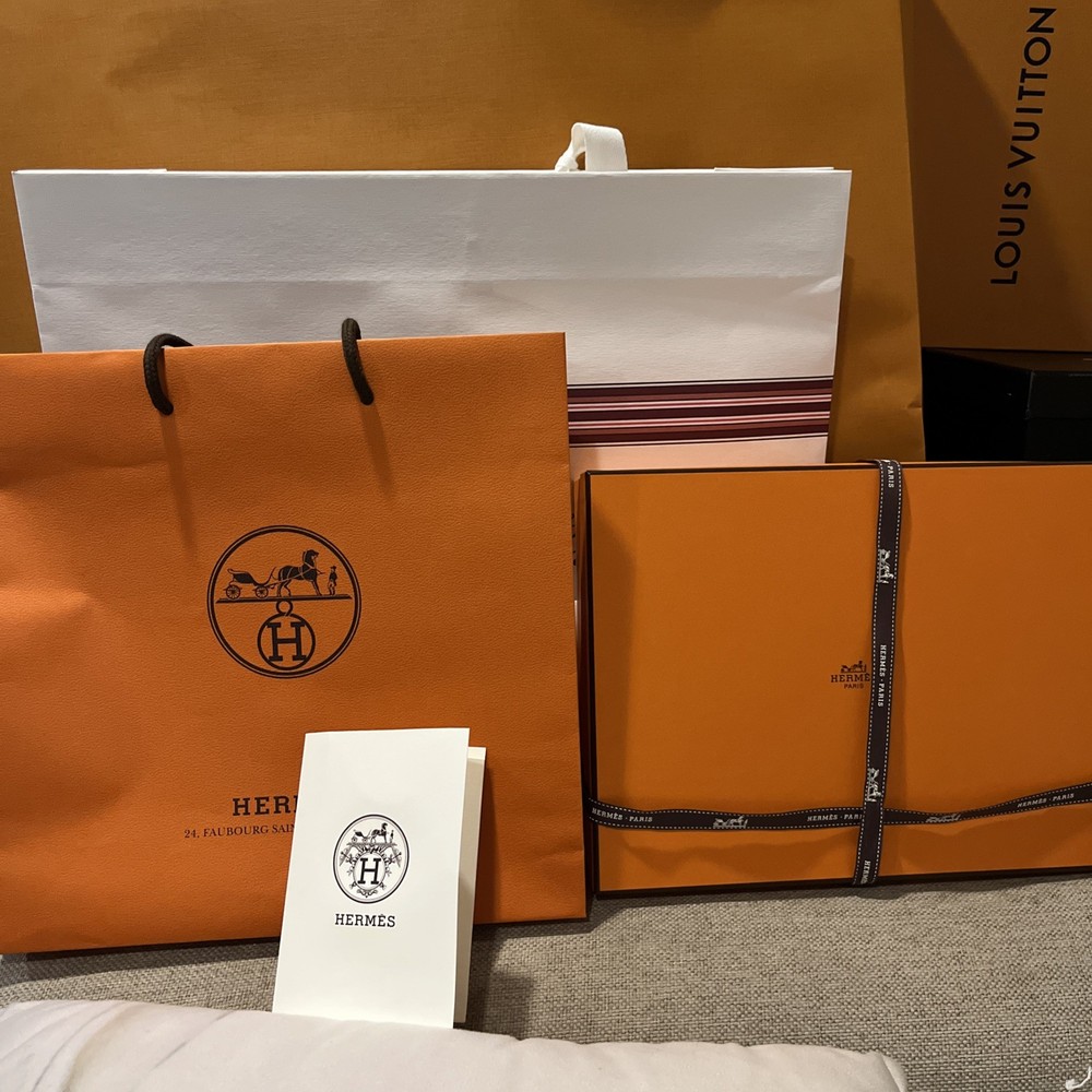 Authentic Hermès Orange Gift Box Shopping Bag & Card 11x8.75 Inches