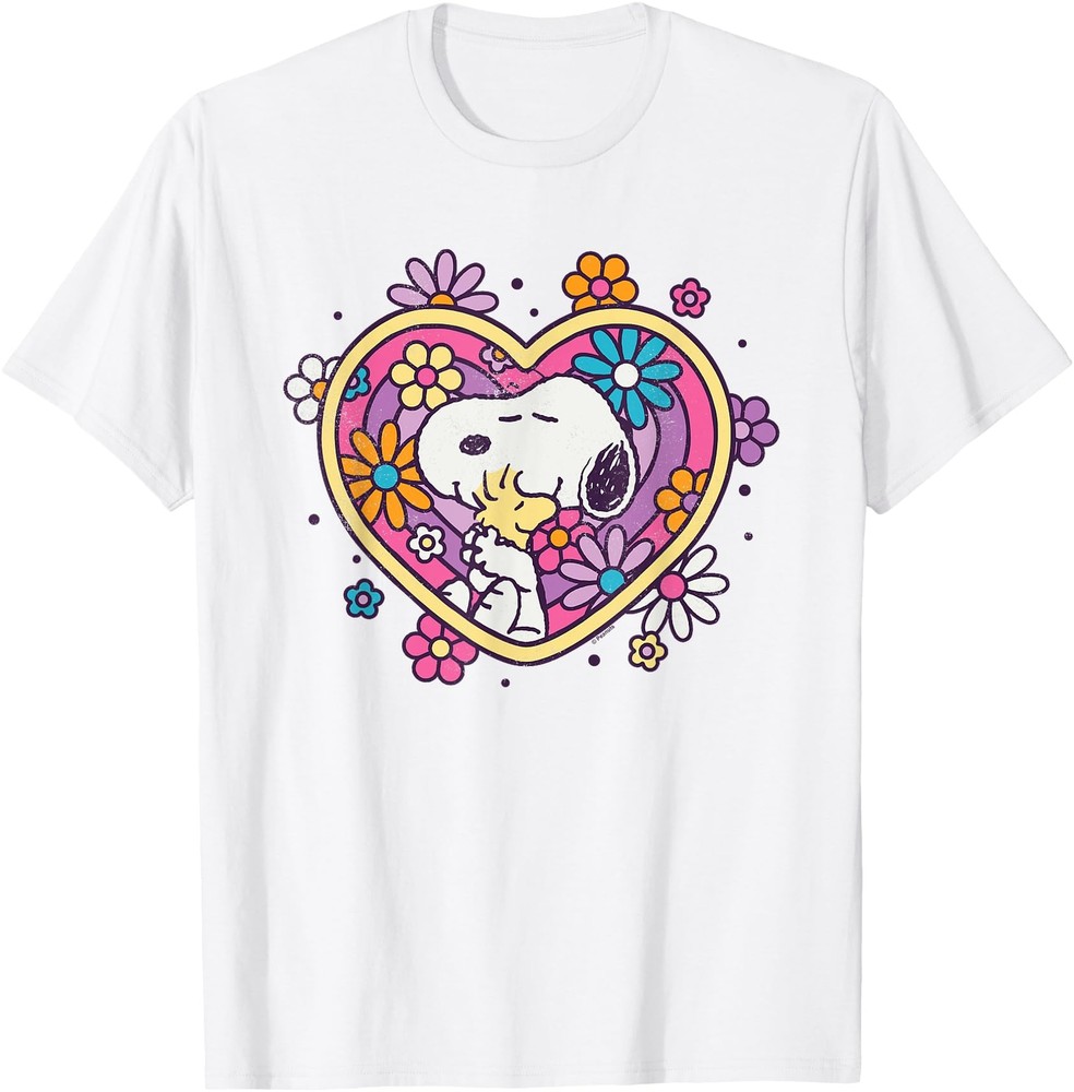Peanuts   Hug Heart Flowers T Shirt Me