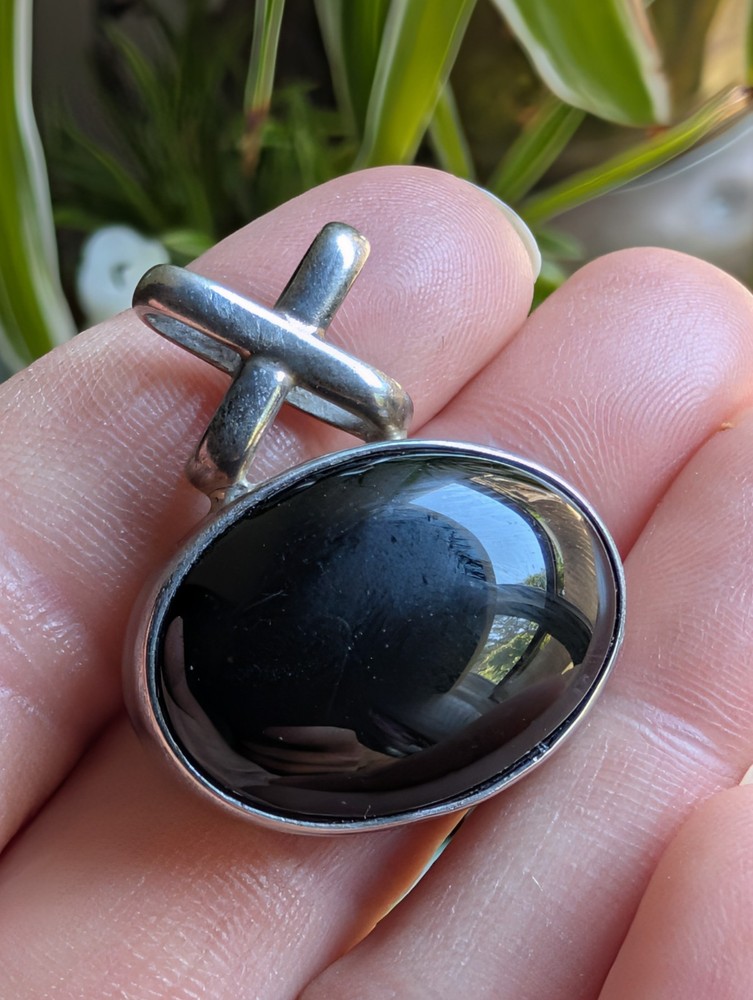 Vintage Taxco Mexico 925 Sterling Silver Oval Onyx Pendant