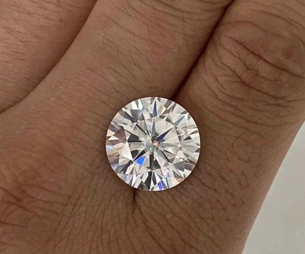 2 CT Lab-Grown White Diamond Round Cut VVS1 D Grade EGL Certified