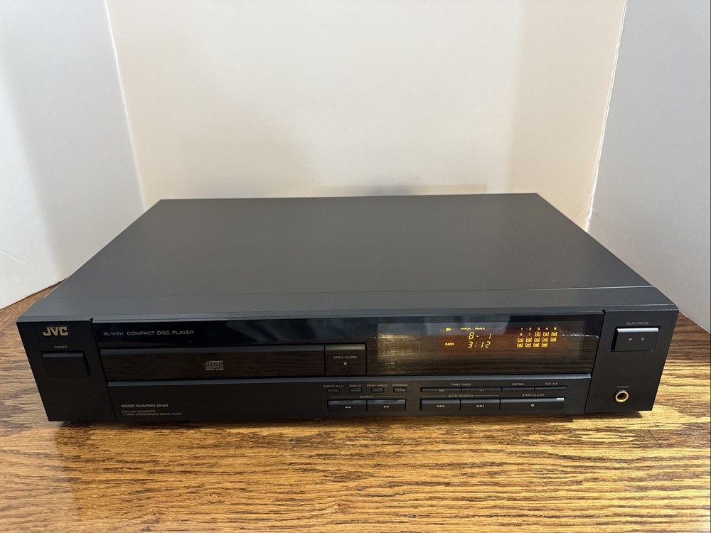 JVC Vintage 1989 CD PLAYER XL-V311BK COMPACT DISC PLAYER NO REMOTE Tested Works