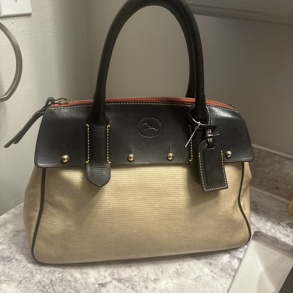 Dooney & Bourke Wilson Pebble Leather Satchel Tan & Black Handbag Bag