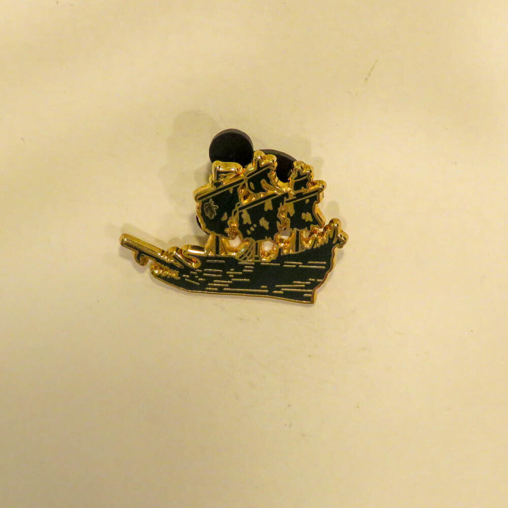 Disney POTC The Legend Lives On Flying Dutchman Mini Pin Boxed