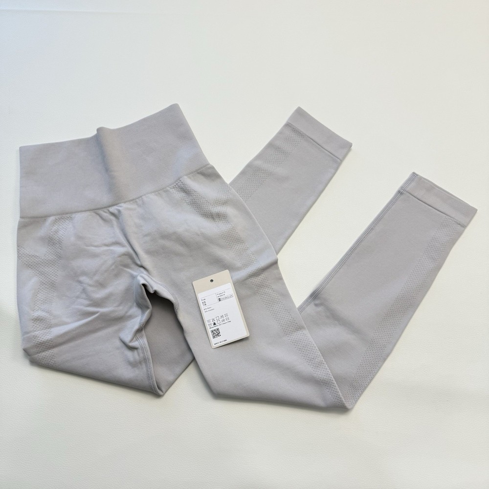 Halara Seamless High Waisted Ruched Ankle Leggings XS Light Gray