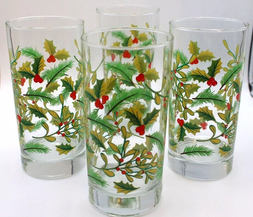 Set 4 Greenbrier Christmas Holly Berry Green Leaf  Drinking Glass Tumblers 'tis