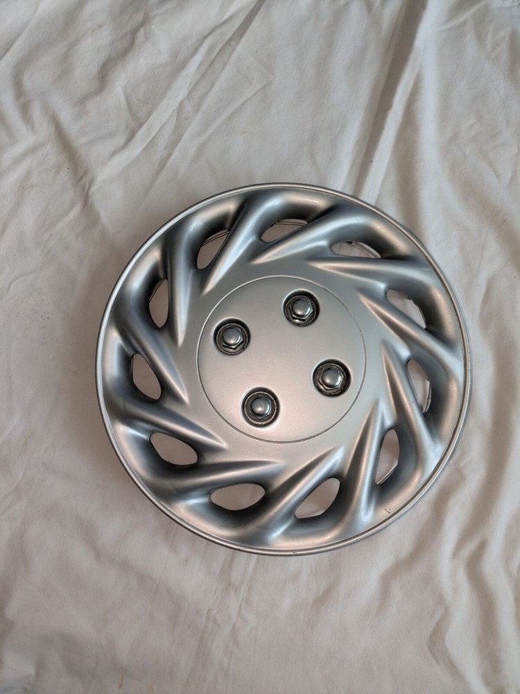 Aftermarket 13” hubcap number KT-858 patent 86218497 Universal ? Unknown Vehicle