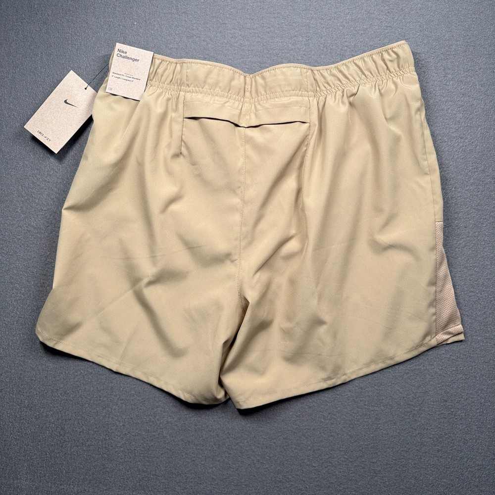 Nike Challenger Men's Size M Beige 5