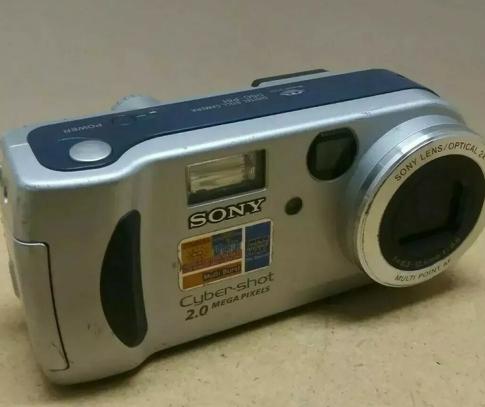 Sony Cyber-shot DSC-P51 2.0MP Digital Camera