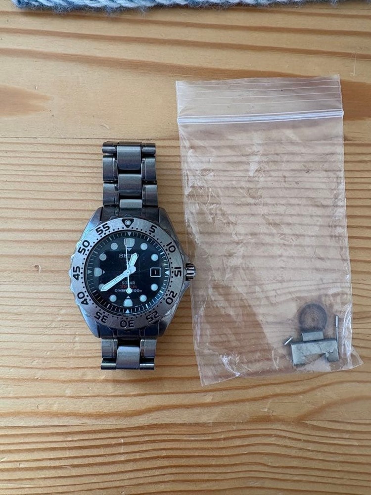 Seiko Prospex SBDN013 Solar Diver Titanium V147 Men's Watch Japan Working