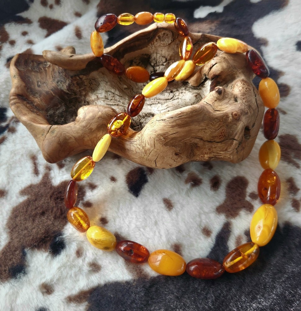 Large Genuine Baltic Amber Beaded Necklace. Vintage 29 Inches Long
