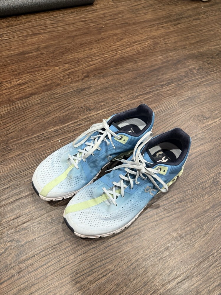 Cloud USW 9.5 Running Sneakers – Lightweight & Comfortable