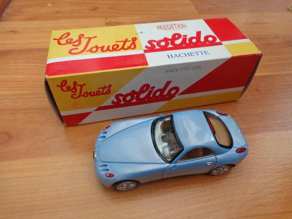 1/43 SCALE HACHETTE SOLIDO CLASSIC 1998 ALFA ROMEO NUVOLA DIECAST CAR