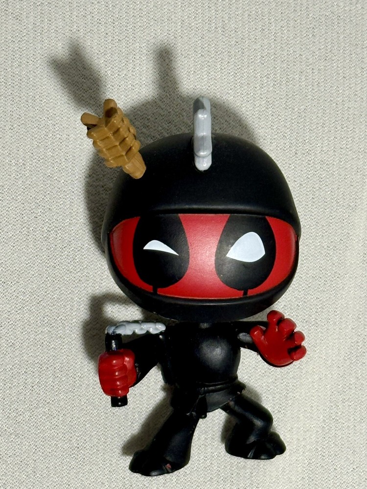 Funko Mystery Minis Marvel Deadpool 30 Years Bobbleheads Ninja Figure