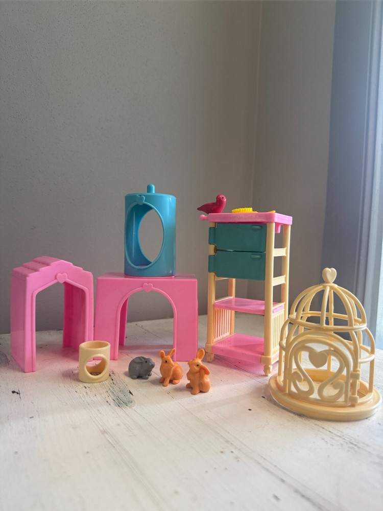1996 Barbie Pet Shop Vintage Replacement Parts Vet Doctor Play Set Mattel
