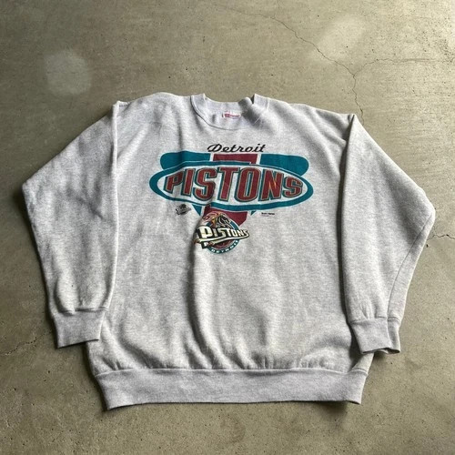 Detroit Pistons Rare Design Basketball Retro Style Crewneck Sweatshirt