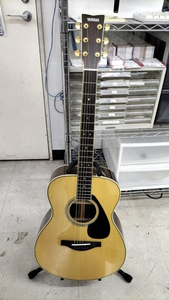 Yamaha Ls16 Acoustic Guitar