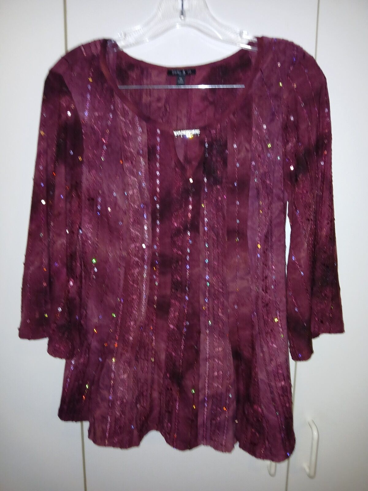 SAMI & JO LADIES 3/4-SLEEVE PULLOVER STRETCH TOP-PS-BARELY WORN-SEQUINS-CUTE