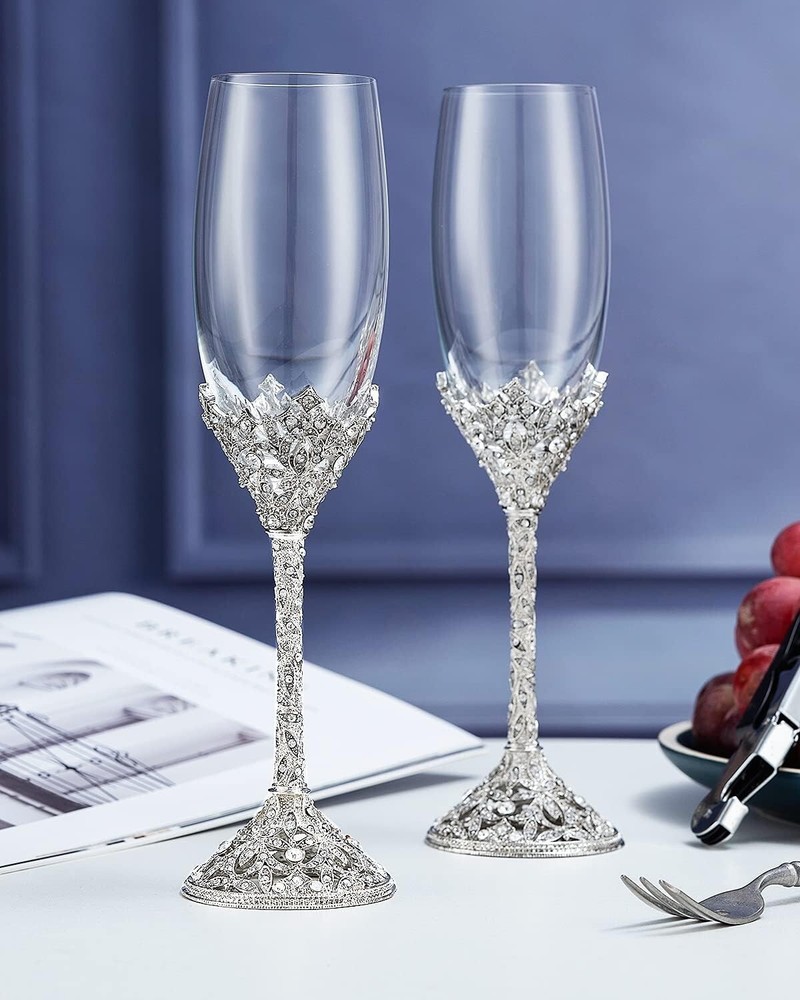 Luxury Crystal Champagne Flutes with Rhinestone Base - Set of 2 for Weddings