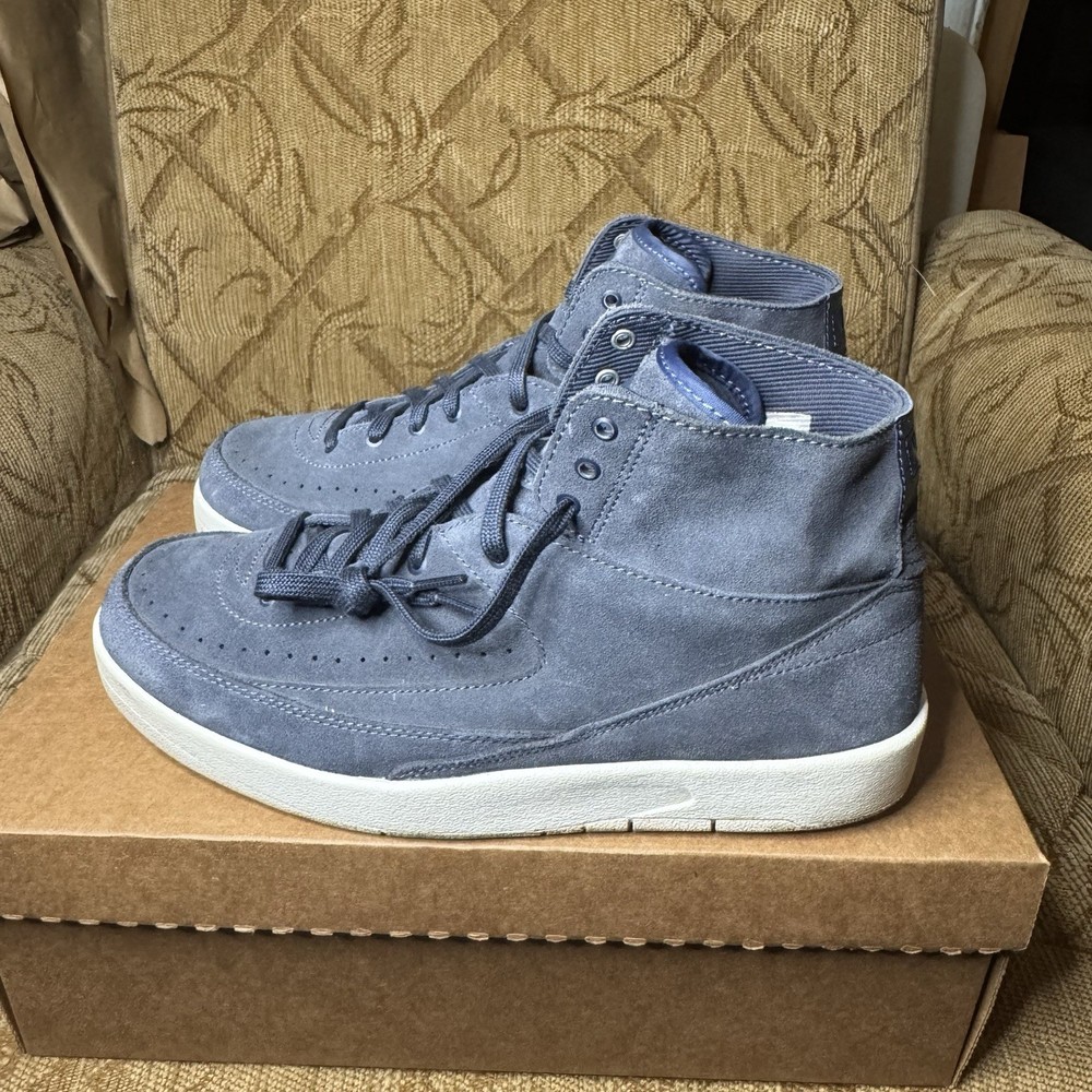 NIKE Air Jordan Retro 2 Decon Thunder Blue Men’s 9 Shoes 897521-402 EUC!