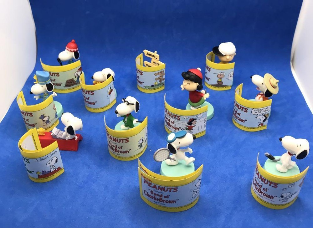Snoopy Figure lot PEANUTS chocolate egg bulk sale woodstock