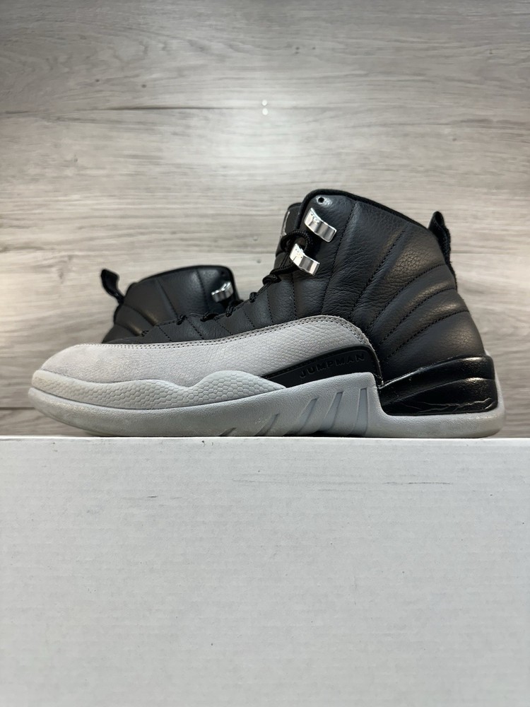 Air Jordan 12 Retro Barons - Size 8.5
