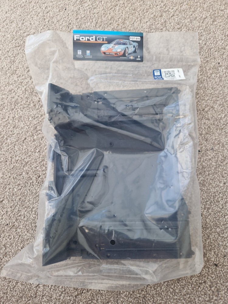 1/8 SCALE DEAGOSTINI BUILD YOUR OWN THE FORD GT40 CAR ISSUE PART 16