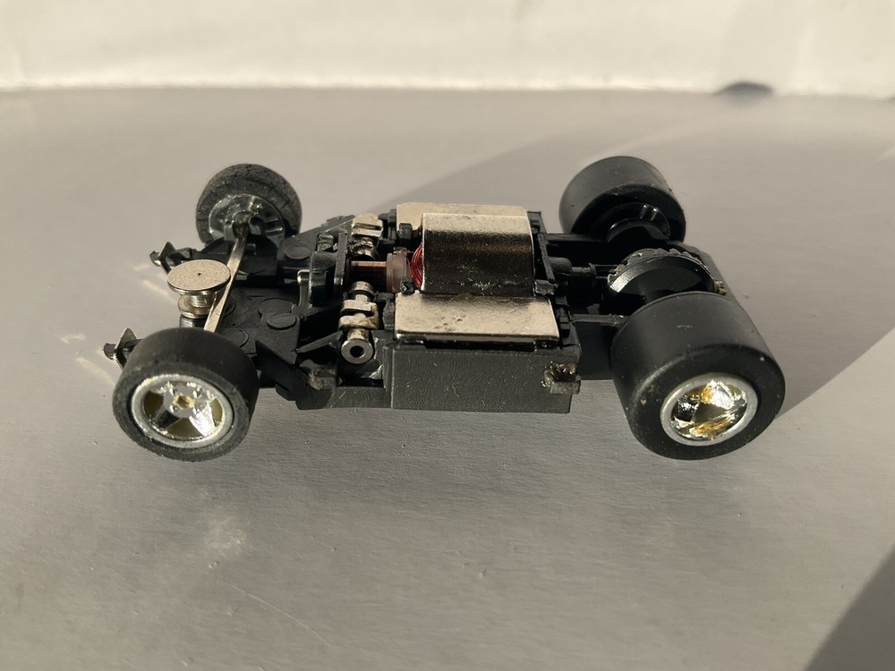 slot car Life Like M Chassis, New Old Stock with Chrome Wheels