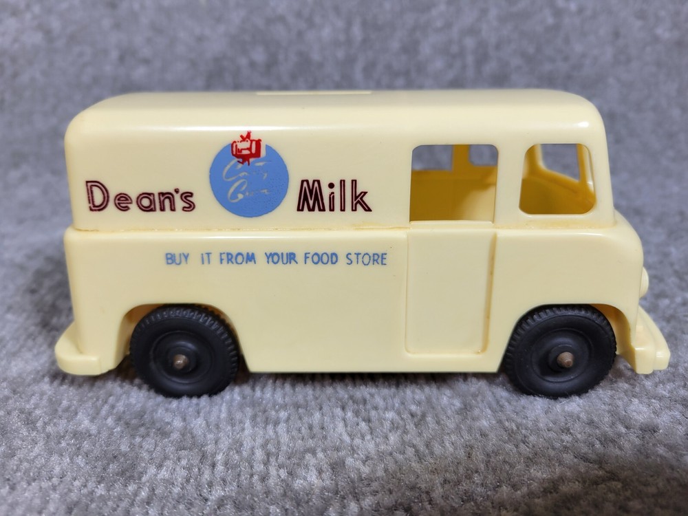 Vintage Deans Country Charm Milk Truck Advertising Plastic Bank RARE