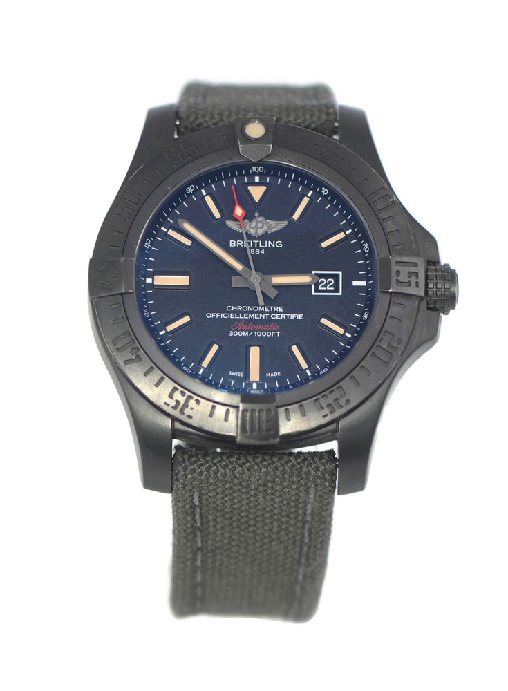 Breitling Avenger Blackbird Titanium Watch V17310