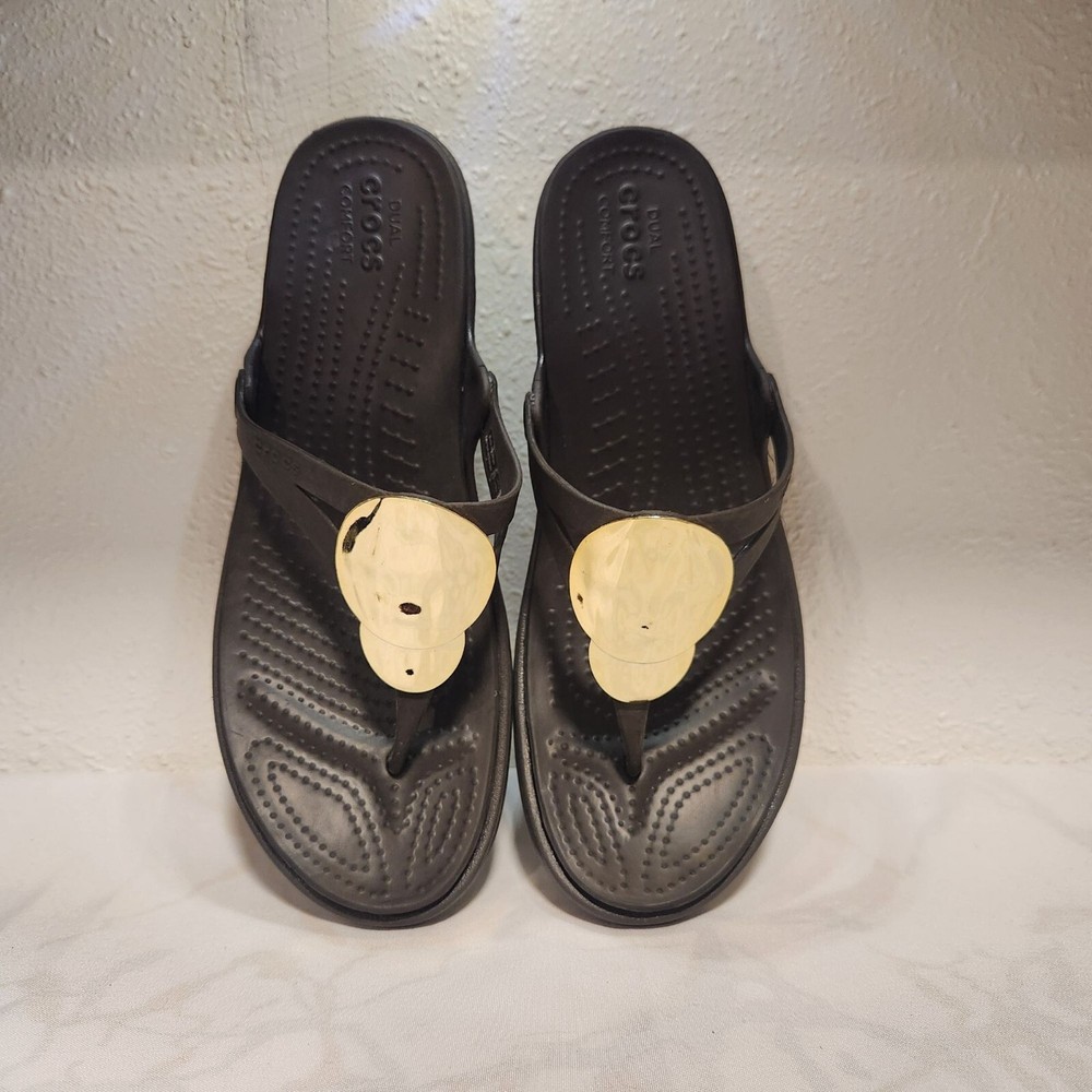 Crocs Women's size 11 SANRAH Liquid Metallic Wedge Flip Sandal Dark Brown W/Gold
