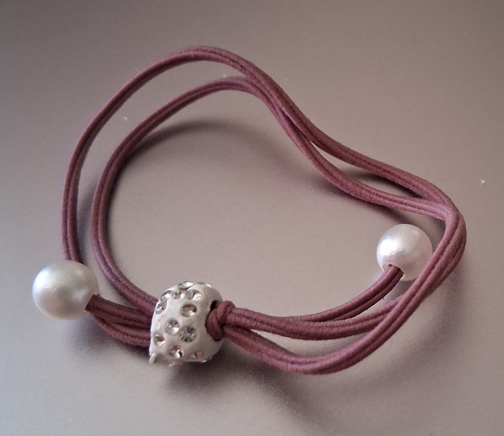 Purple Rubber Band with 2 Pearls and Rhinestone Accents