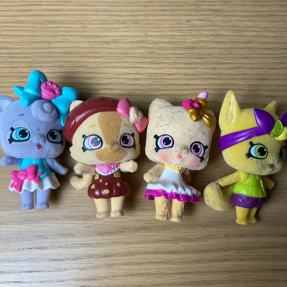 Lot of 4 Shopkins Shoppets Flocked Figures