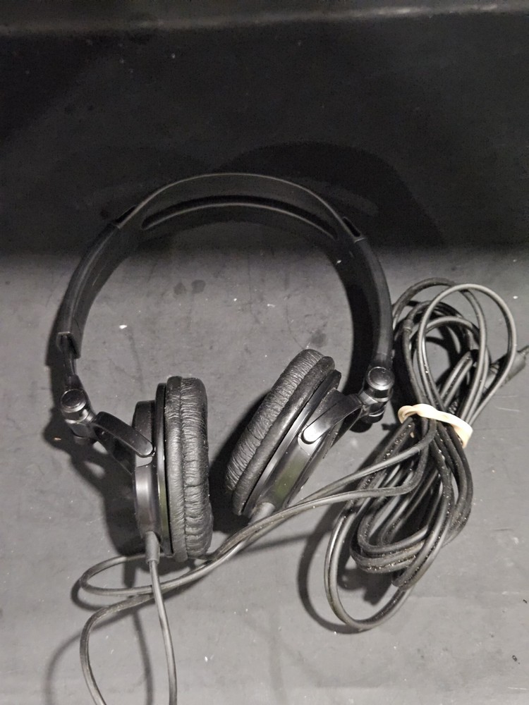 Sony MDR-V150 Dynamic Stereo Headphones Studio Monitor Tested & Fully Functional