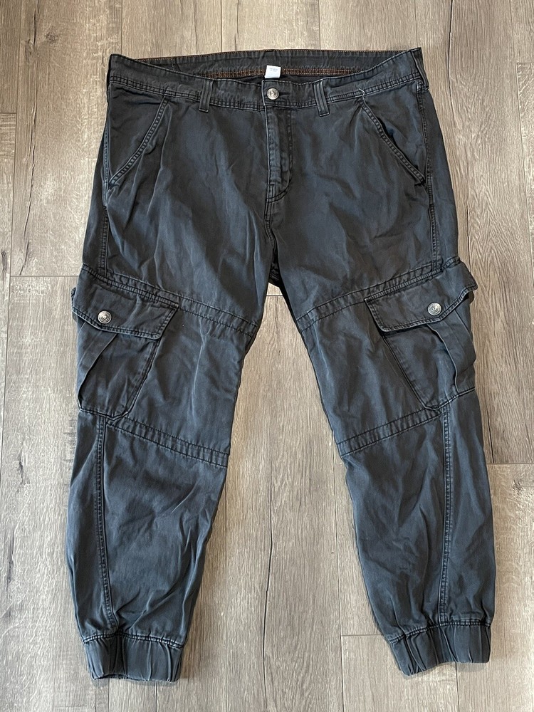 True Religion Cargo Dark Grey Jogger Pants Men’s Size 40