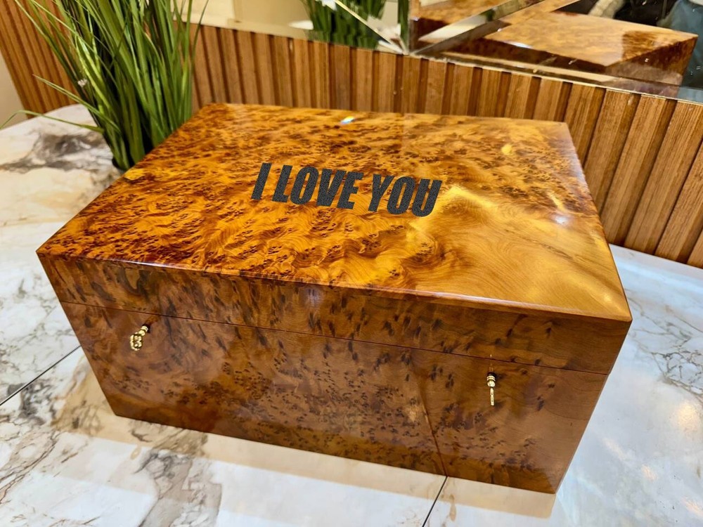 Personalized Thuya Wood Keepsake Box, Wedding Memory Box, Jewelry Engraving box