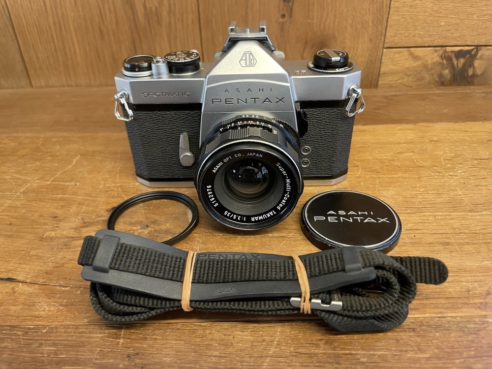 *Near Mint ++* Pentax Spotmatic SP Film Camera SMC Takumar 35mm F/3.5 From Japan