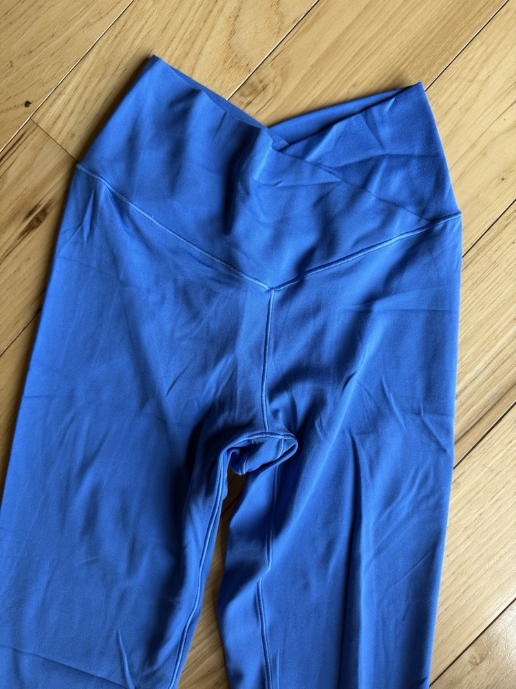 Offline By Aerie Blue Crossover Waist Real Me 7/8 Leggings Size Small