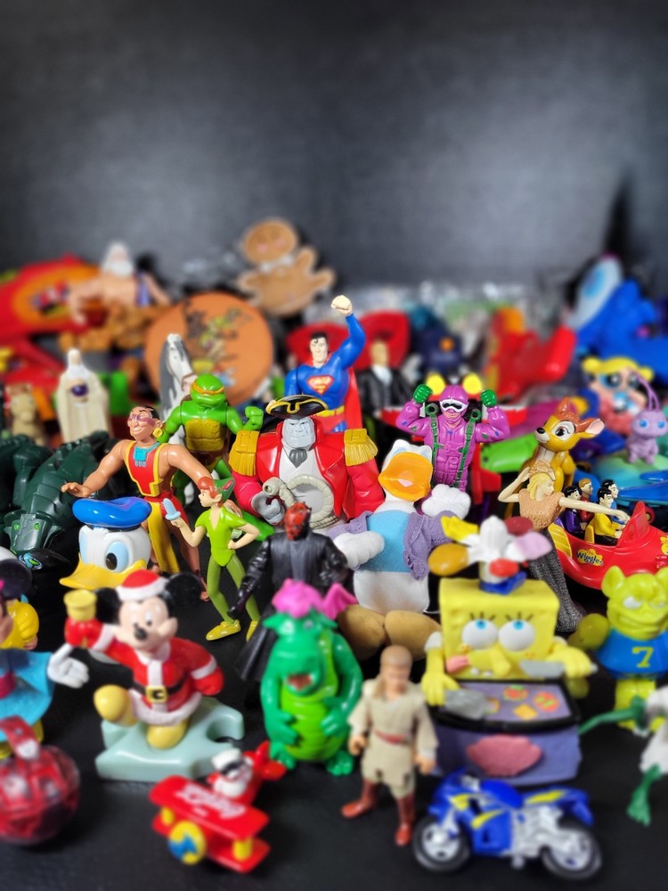Vintage 1980s To Y2k McDonalds Happy Meal Toy Lot Of 100 Pcs Disney, Xmen, Spong