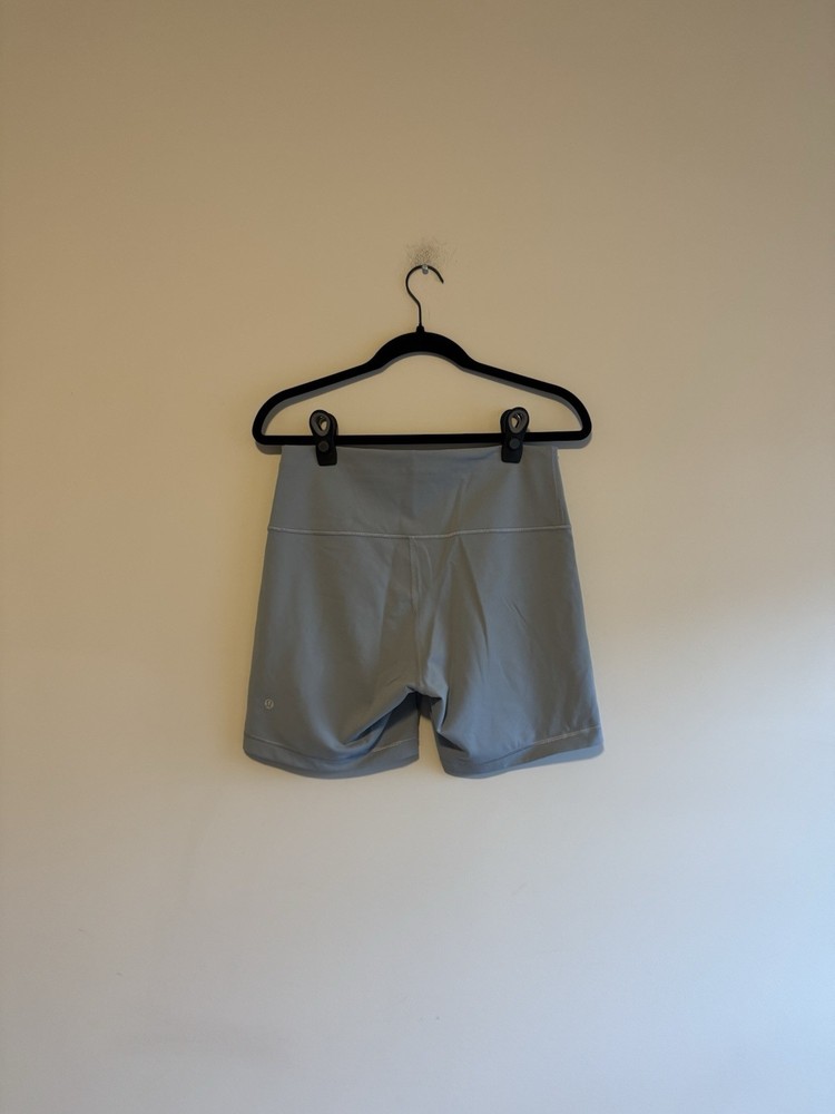 Lulomon Light Blue Womens Biker Shorts Size 12 High-Waisted Workout