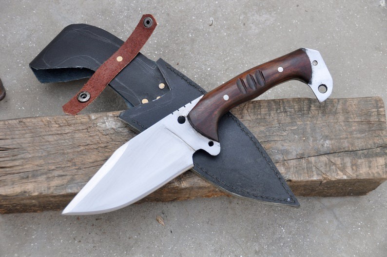 Custom Handmade Carbon Steel Blade Survival Bowie Knife | Hunting Knife| Camping