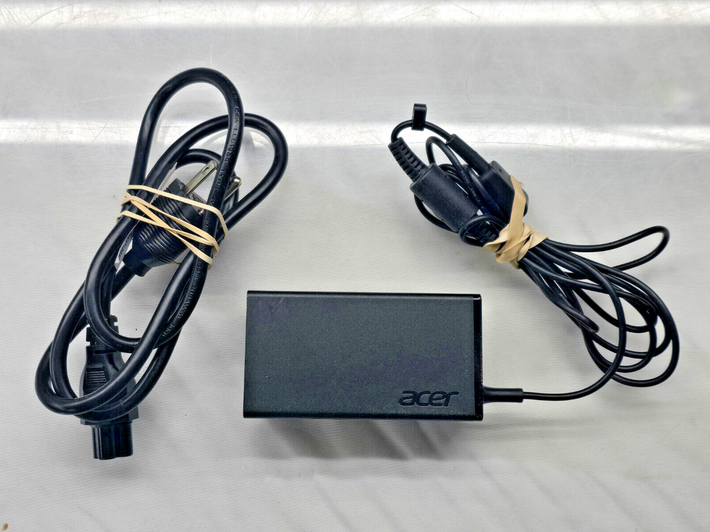 Acer A11-065N1A 19V 3.42A 65W Genuine Original AC Power Adapter Charger