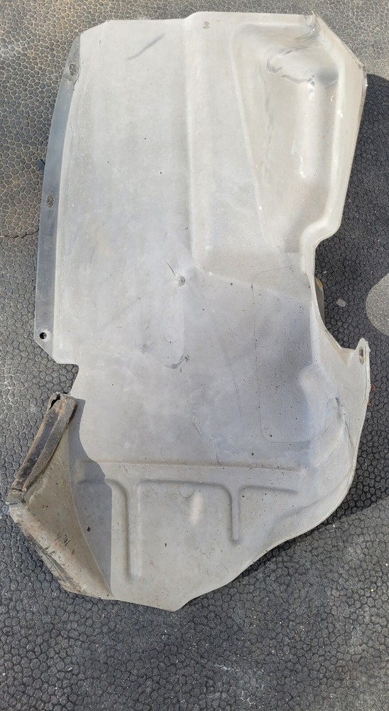 05 - 10 Jeep Grand Cherokee Rear Wheelwell Liner Left Drivr. Side OEM 55156619