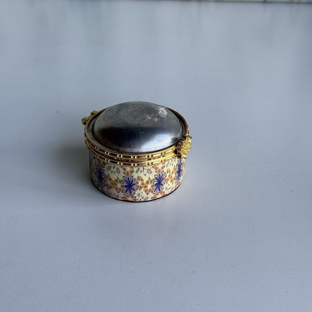Hand Painted Trinket Jewelry Gift Box with Intricate Detail