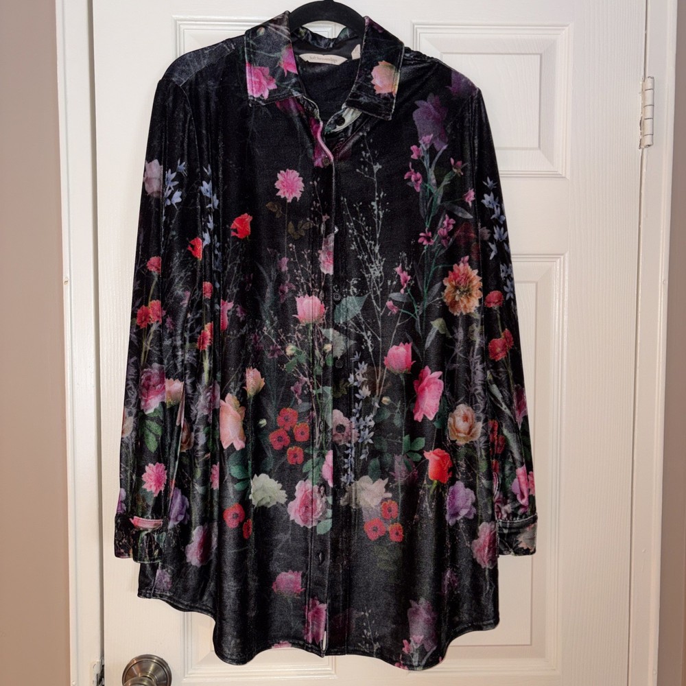 Soft Surroundings Velvet Boyfriend Tunic Shirt Button Up Black Floral Stretch- L
