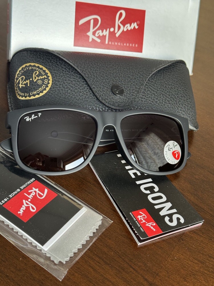 New Ray-Ban Justin RB4165 Matte Black/ Gradient Grey Sunglasses