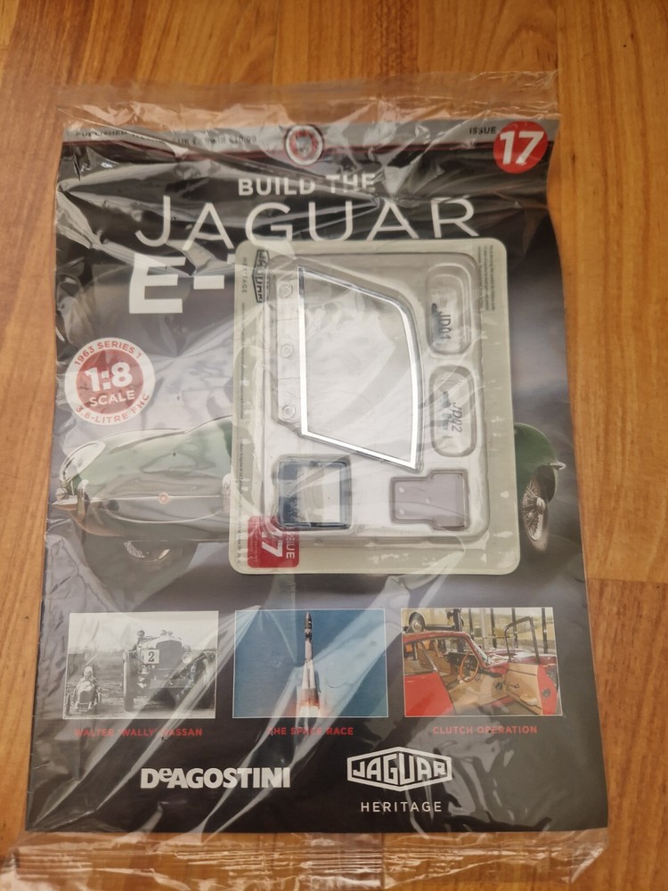 1/8 DEAGOSTINI BUILD YOUR OWN THE JAGUAR E-TYPE CAR ISSUE 17 INC PART