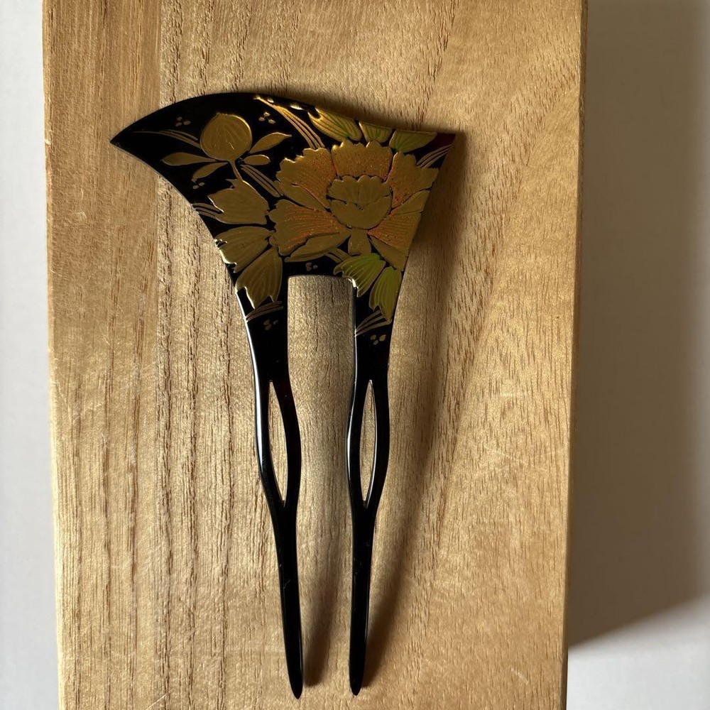 Tortoiseshell Gold Lacquer Peony Kanzashi Hairpin 11cm Vintage Style