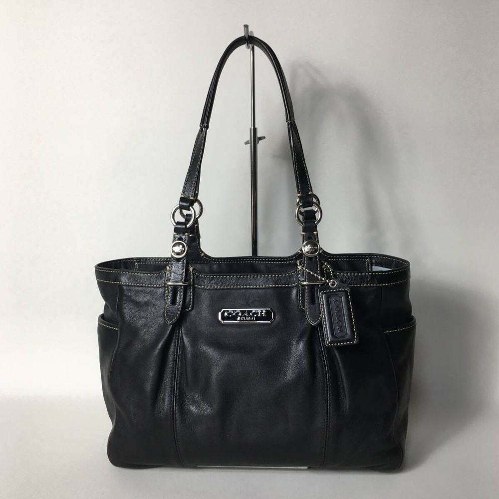 75B256 Black Leather Coach Handbag Stylish & Durable